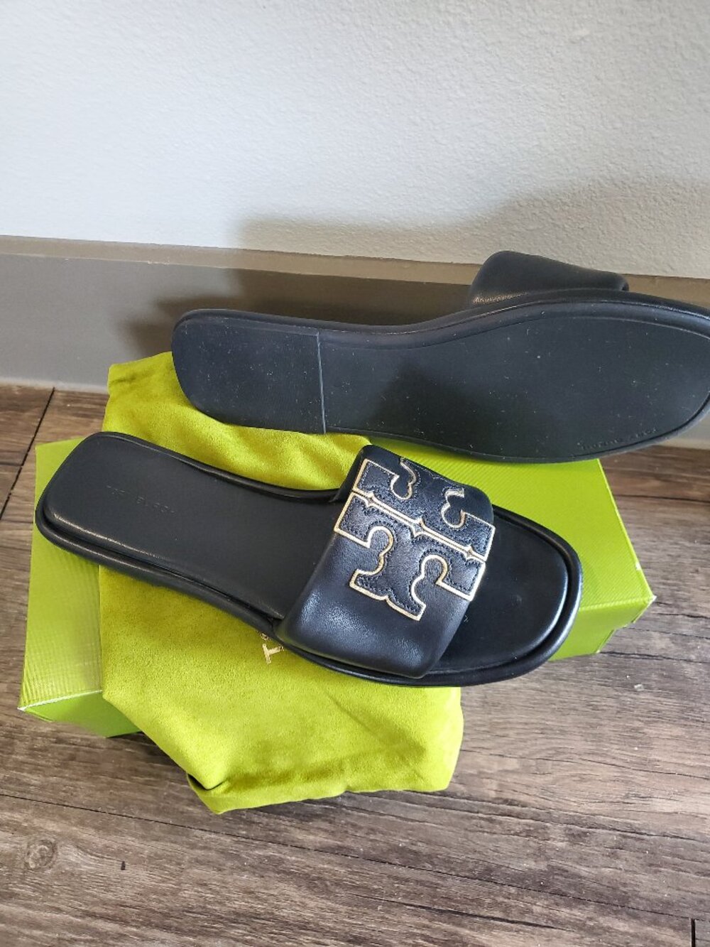 Authentic Tory Burch Double T Sport Slides – Black/Gold – Size 9.5